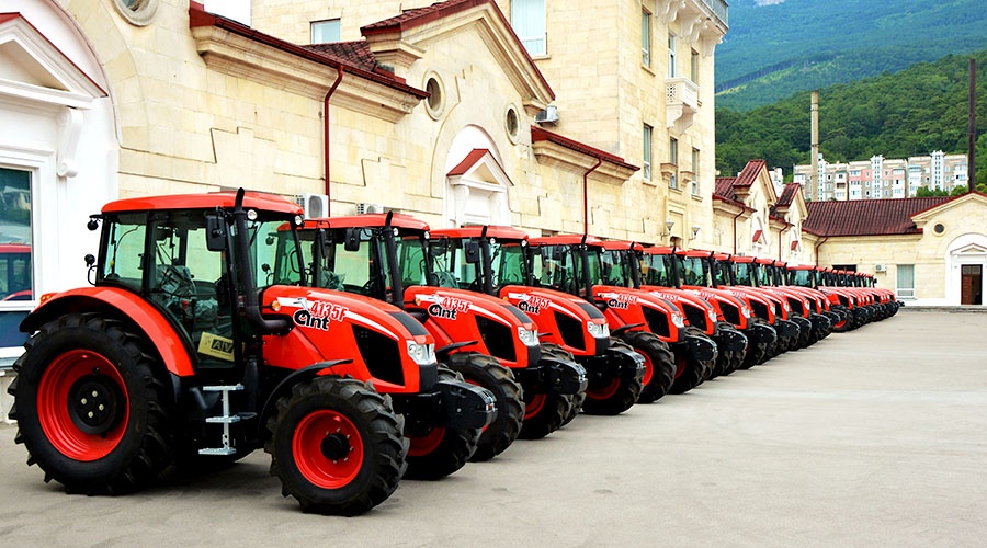 Крымские предприятия закупили с начала года более 270 единиц сельхозтехники