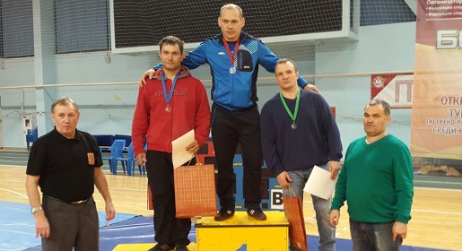 Двое крымчан стали призёрами чемпионата России по греко-римской борьбе среди ветеранов