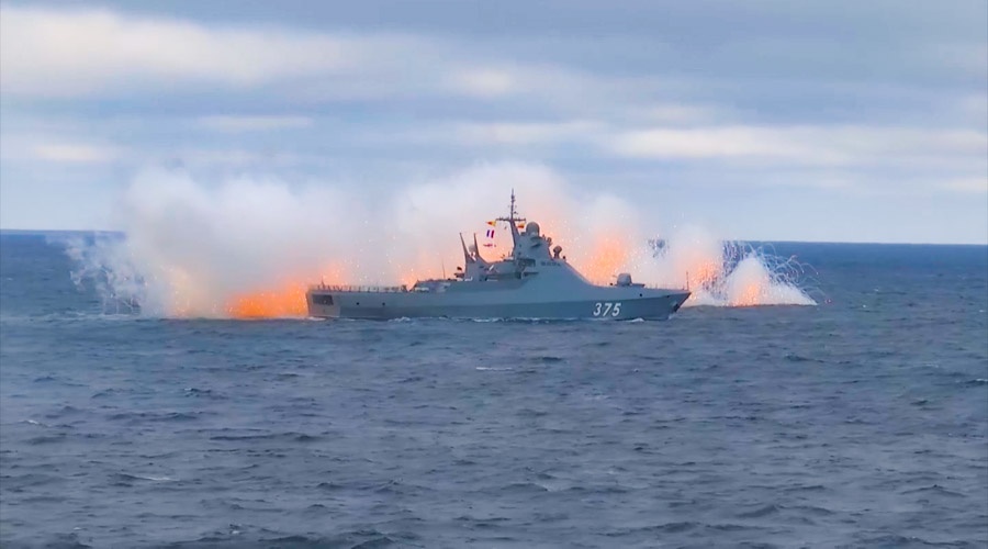 Видео стрельбы кораблей ЧФ «Калибрами» на учениях с Путиным