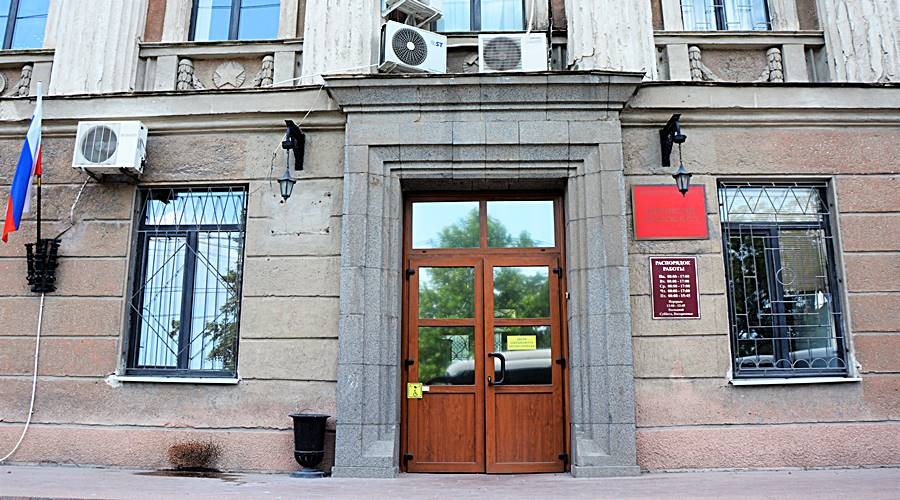 Керчанин предстанет перед судом за мошенничество на 700 тысяч рублей