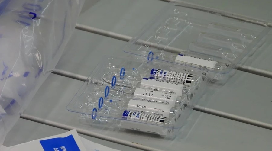 Число заболевших COVID-19 после вакцинации крымчан составляет около 1%