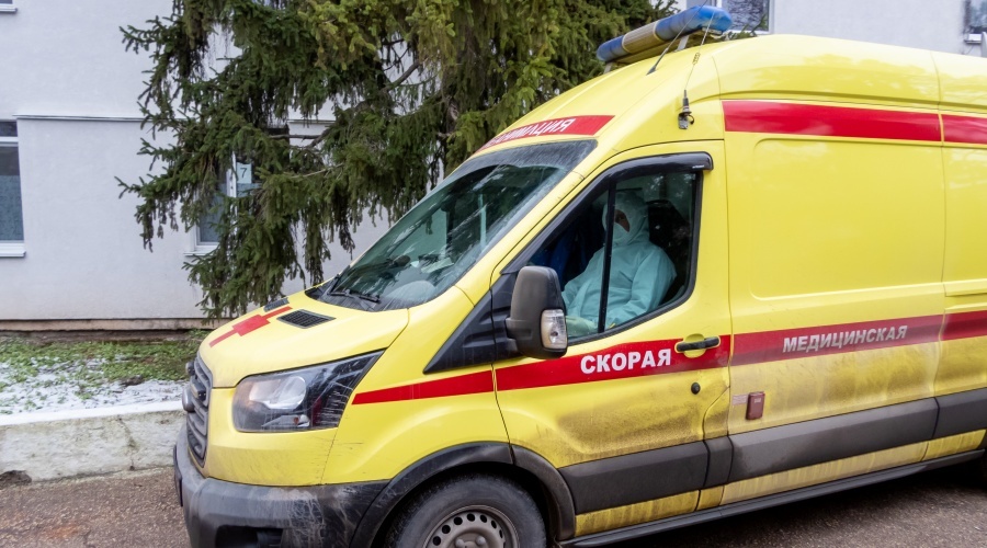 Число подтвержденных в сутки случаев COVID-19 в Крыму вновь превысило восемь сотен