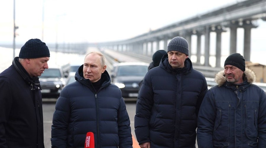 Работы по ремонту левой автомобильной части Крымского моста завершат в марте – Хуснуллин