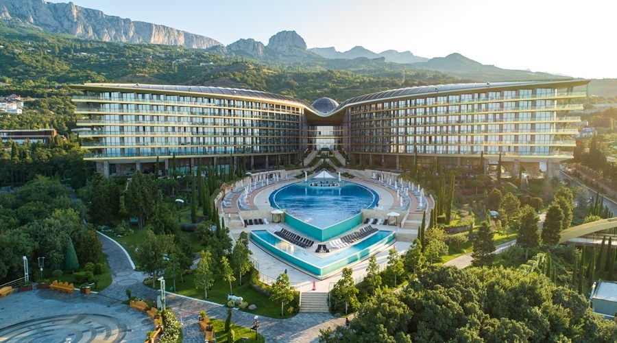 Курорт Сбера Mriya Resort & SPA стал победителем самой престижной премии планеты для отельеров в сегменте premium – World Luxury Hotel Awards