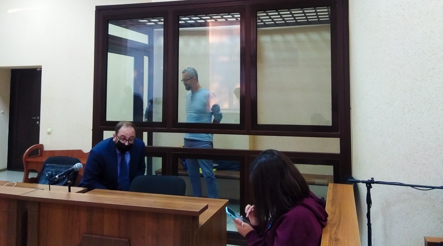 Суд в Крыму продлил арест обвиняемому в диверсии замглавы меджлиса Джелялову