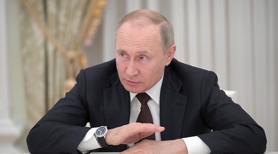 Путин поручил ввести наказания за нарушения при голосовании по поправкам в Конституцию