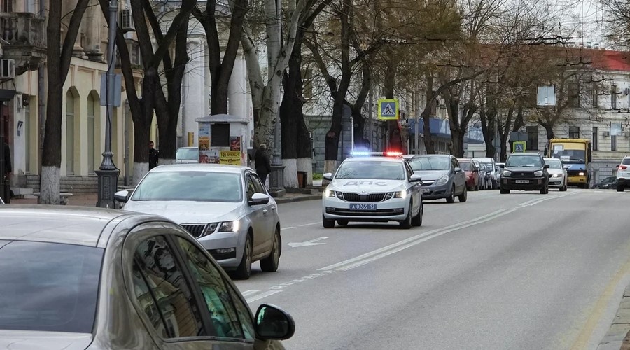 Севастополь вошёл в десятку городов России с самым низким уровнем оценки горожанами дорожного хозяйства