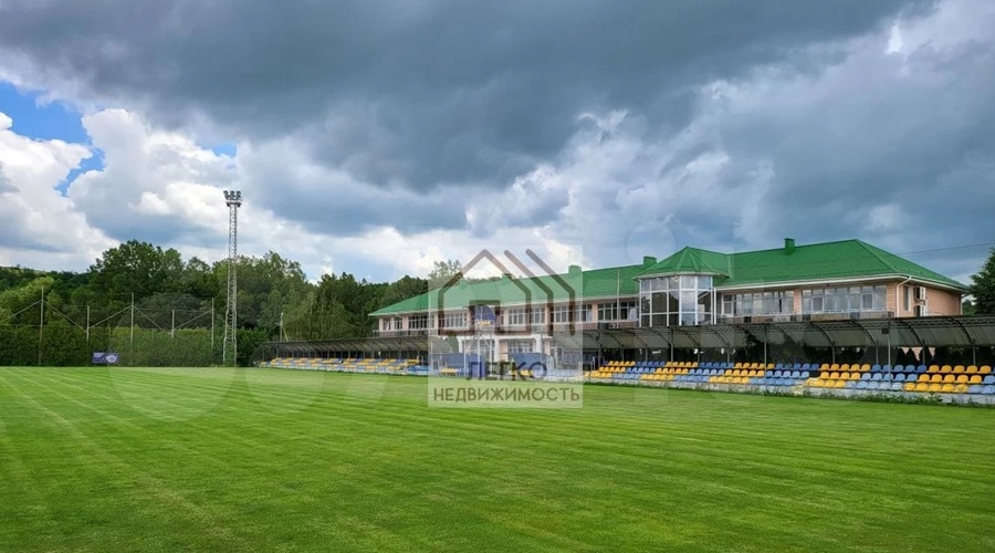 База футбольного клуба «Скиф» в Крыму выставлена на продажу за 60 млн руб