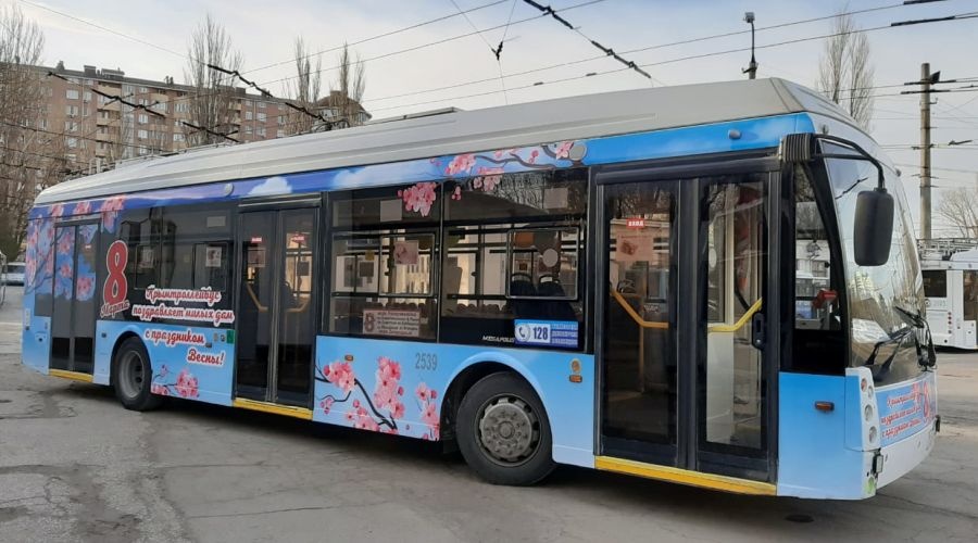 Праздничные троллейбусы будут курсировать в городах Крыма на выходных