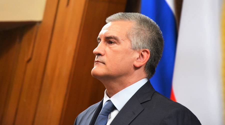 Аксёнов назвал декоративным разделение должностей главы Крыма и председателя правительства