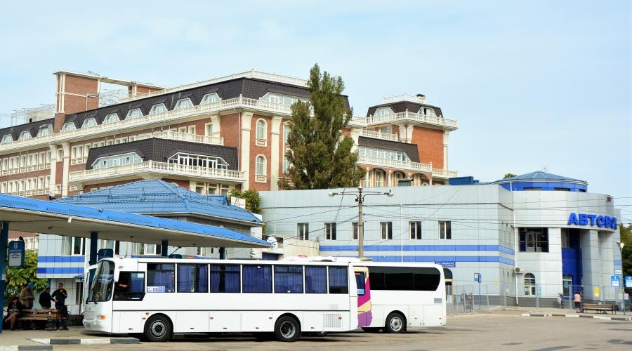 Движение автобусов по сотне междугородных маршрутов восстановлено в Крыму