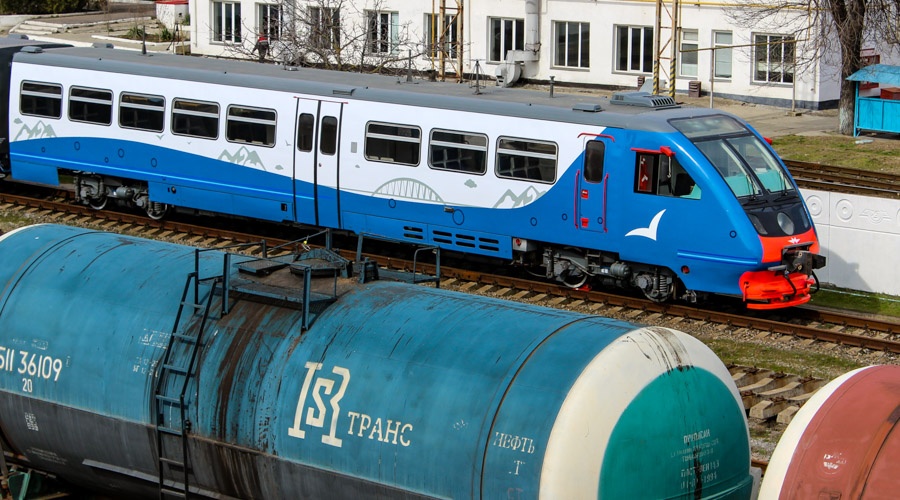 Девять пригородных поездов на туристических направлениях будут запущены в Крыму