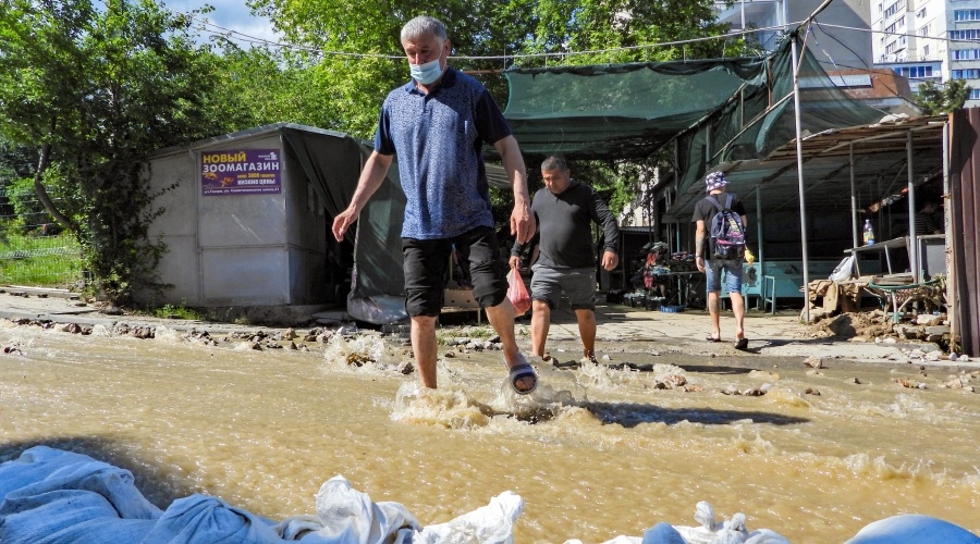 Власти Крыма ограничили время подачи заявлений на компенсации после потопа