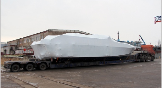 Завод «Вымпел» отправил в Керчь скоростной патрульный катер для пограничников