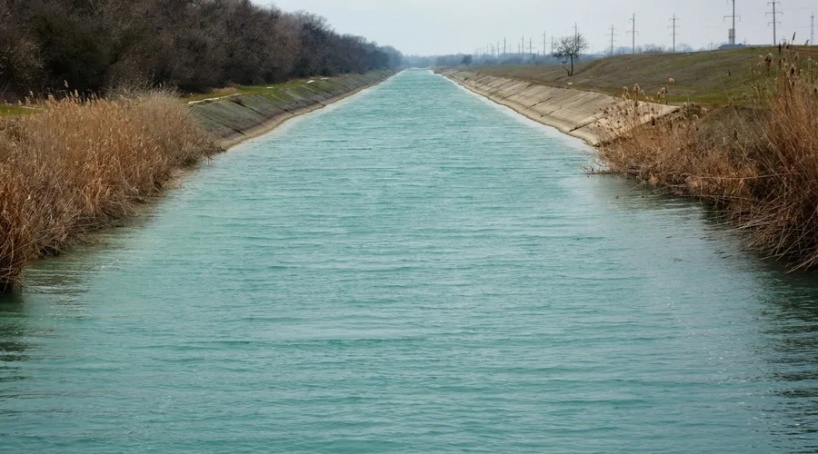Воду в Северо-Крымский канал могу накачать насосами