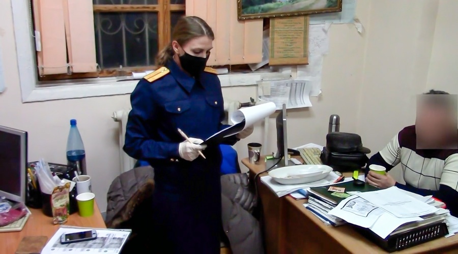Сотрудник крымского госпредприятия требовал взятку за быструю газификацию частного дома