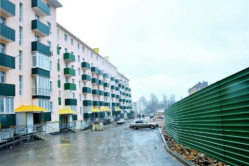 Феодосийские власти планируют привести в порядок более 60 дворов многоэтажек