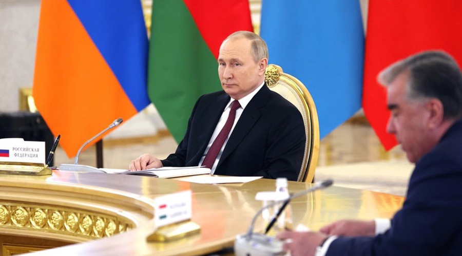 Путин заявил о разгуле поддерживаемого Западом неонацизма на Украине
