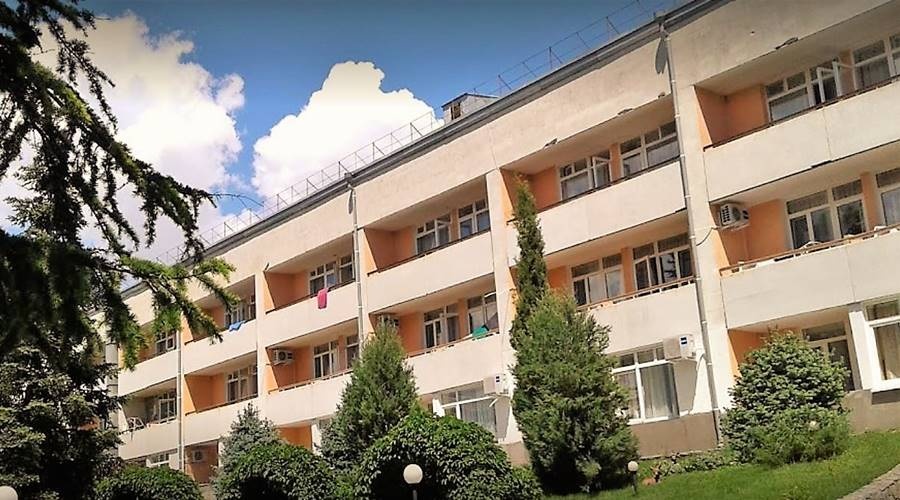 Детский санаторий в Евпатории выставлен на аукцион почти за 90 млн рублей