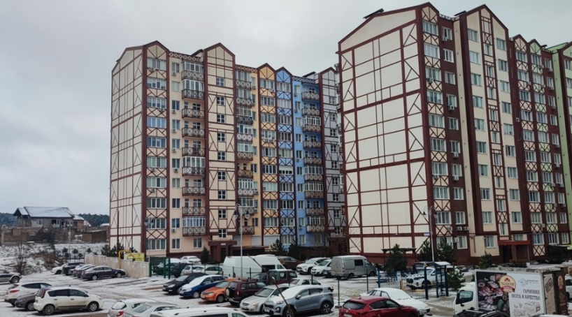 Жители симферопольской многоэтажки переживают за судьбу пожилой соседки