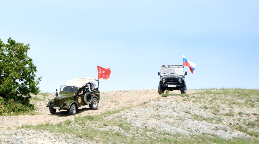 Крымские власти хотят вывести из тени местных джипперов