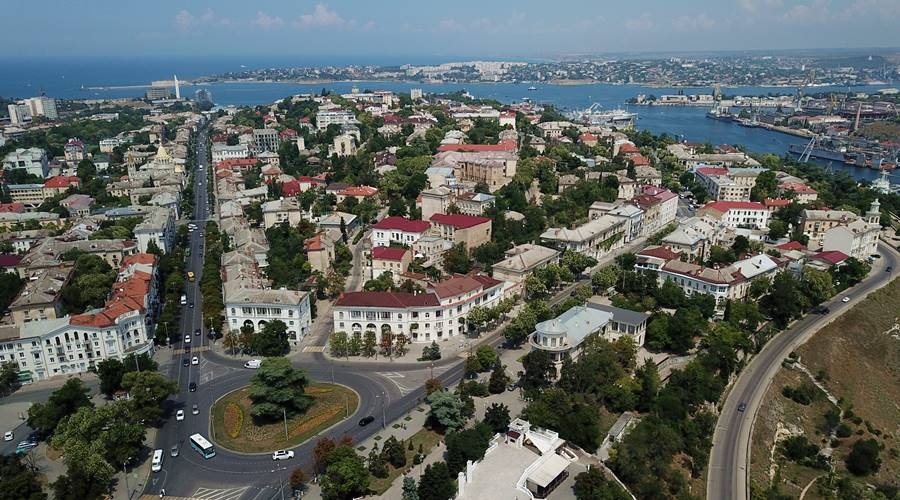 Севастополь получит в следующем году 12 млрд рублей на проектирование жилья для бюджетников
