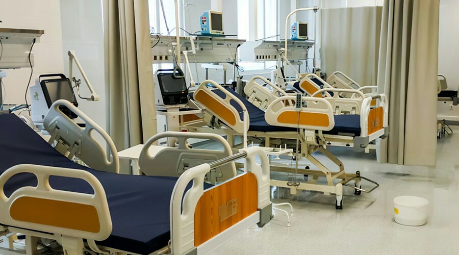 В больницах Крыма 66 пациентов с COVID находятся в тяжелом состоянии