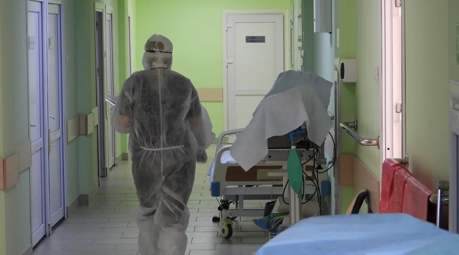 Исторический максимум по смертности от коронавируса зафиксирован в России в минувшие сутки
