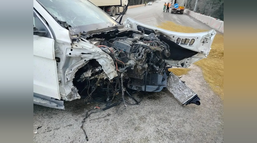 ​Водителя Mercedes будут судить в Ялте за аварию с тяжелыми последствиями