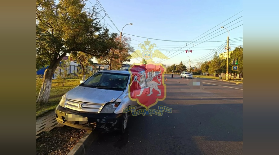 В Керчи Toyota насмерть сбила пенсионера на регулируемом переходе