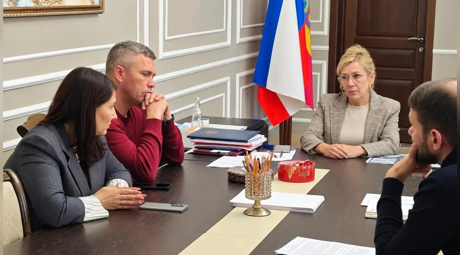 После ливней у Пионерского парка в Ялте обрушилась часть подпорной стены