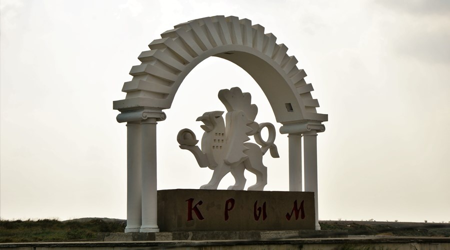 Количество уехавших на Украину крымчан в семь раз меньше числа переехавших в Крым украинцев
