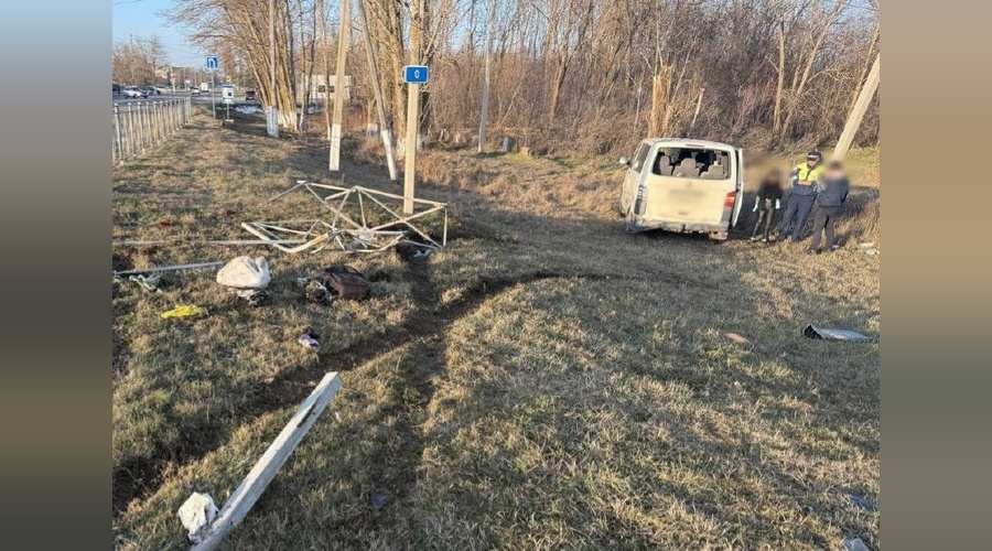 В Нижнегорском районе при столкновении двух машин пострадал 12-летний ребенок