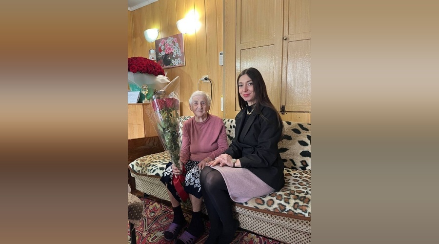 Столетняя жительница Симферополя Нина Попруженко отметила юбилей