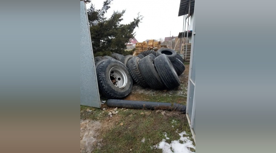 В Сакском районе раскрыта кража шин и колёс
