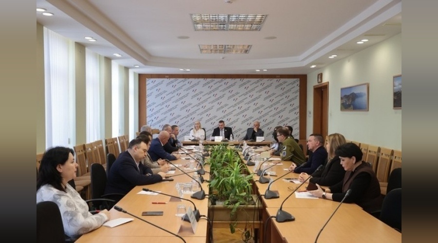 Крымский парламент подвел итоги детской оздоровительной кампании 2025 года