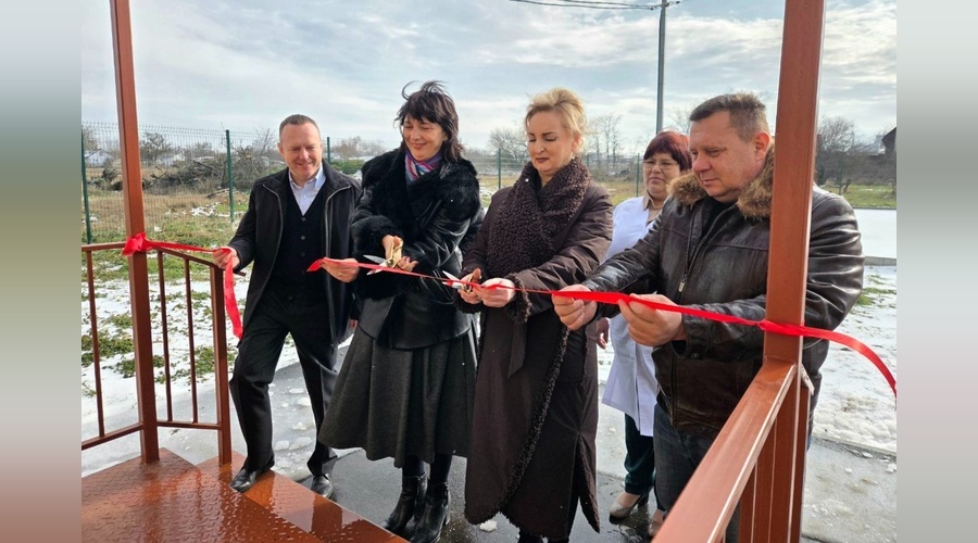 В Ленинском районе открыли две новые сельские амбулатории