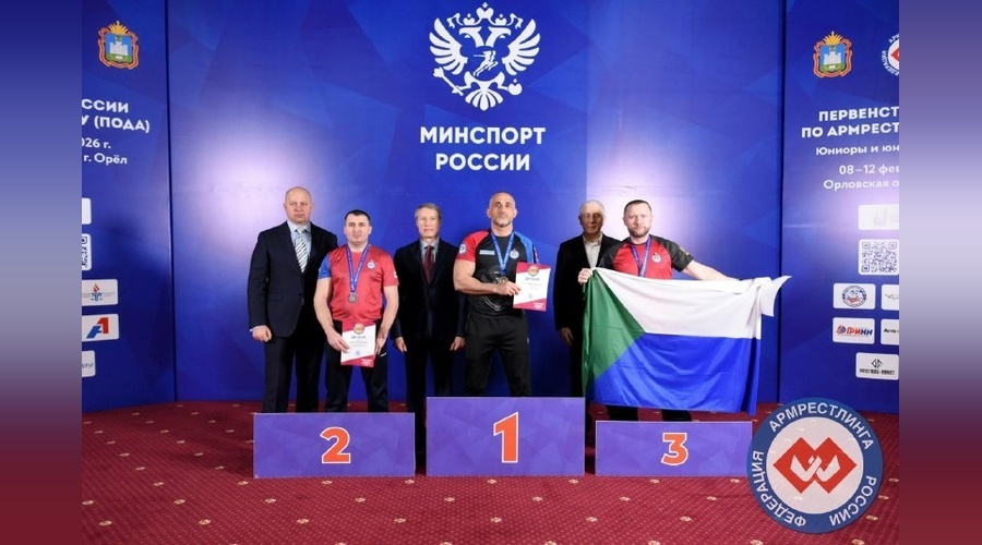 Крымский спортсмен Аметхан Абдураманов в седьмой раз подряд выиграл чемпионат России по параармрестлингу