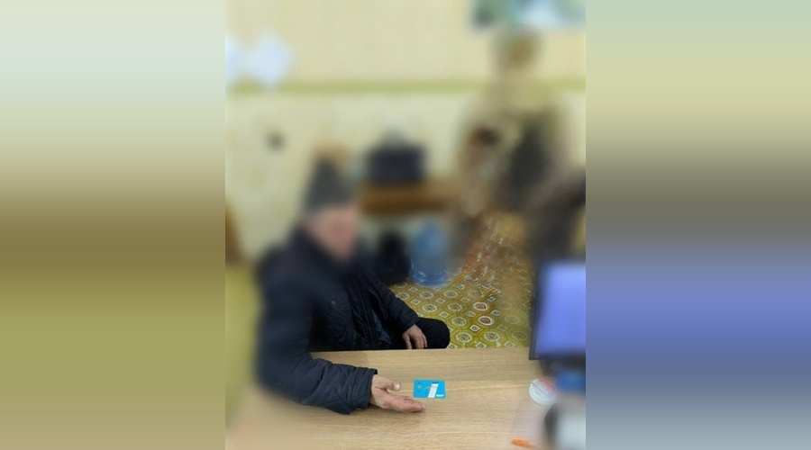 Житель Сакского района обвиняется в хищении денег с карты пенсионера