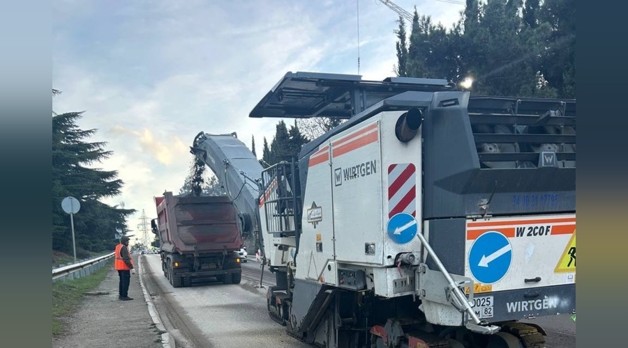 На трассе Ялта - Севастополь начался капитальный ремонт участка длиной 8.2 км.