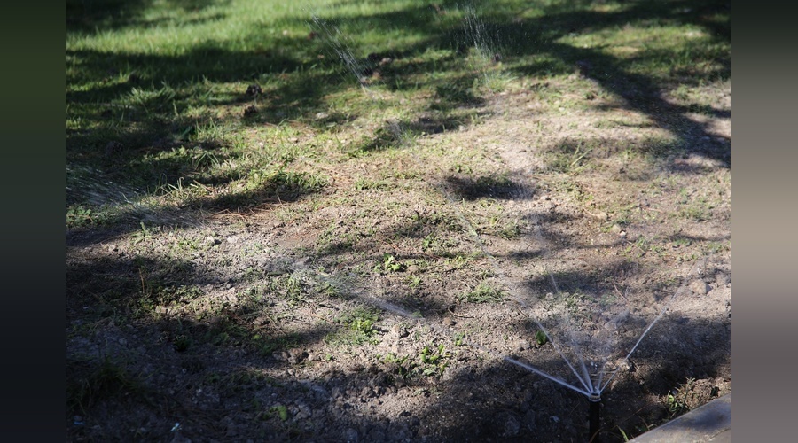 Систему автополива протестировали на центральной площади Бахчисарая