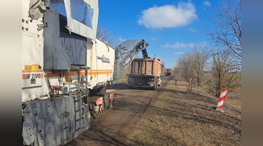 На севере Крыма начался ремонт ключевой трассы Воинка - Джанкой