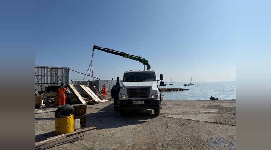 Участок у Фестивальной площади в Евпатории вернули в муниципальную собственность