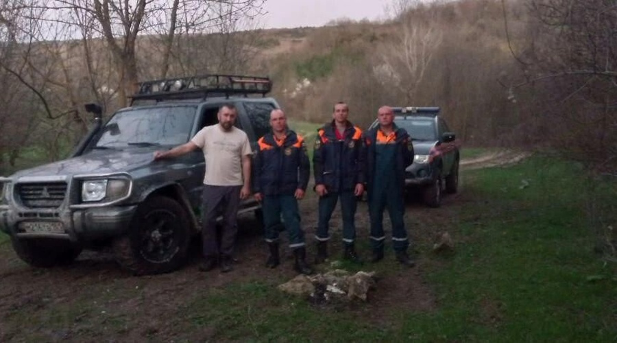 Туристы заблудились у пещерного города Мангуп