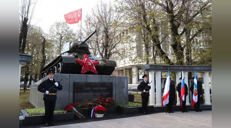 В Симферополе почтили годовщину освобождения города от нацистской оккупации