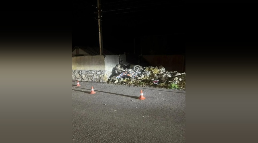 Подросток на питбайке врезался в забор в Бахчисарайском районе