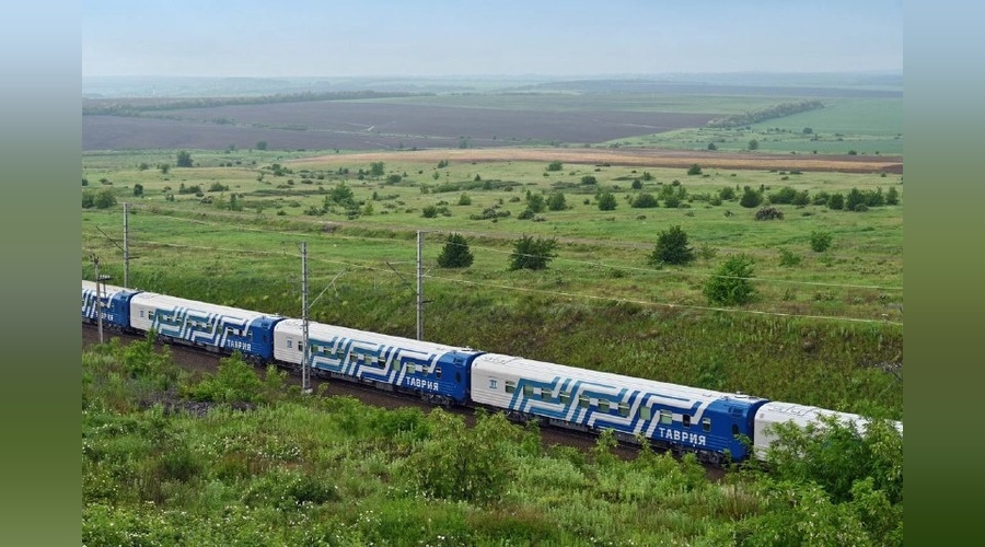 Поезд «Таврия» ускорил путь из Москвы в Крым почти на шесть часов