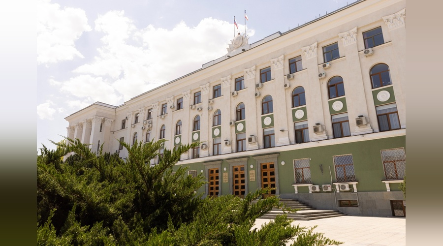 Глава администрации Керчи подал в отставку по собственному желанию