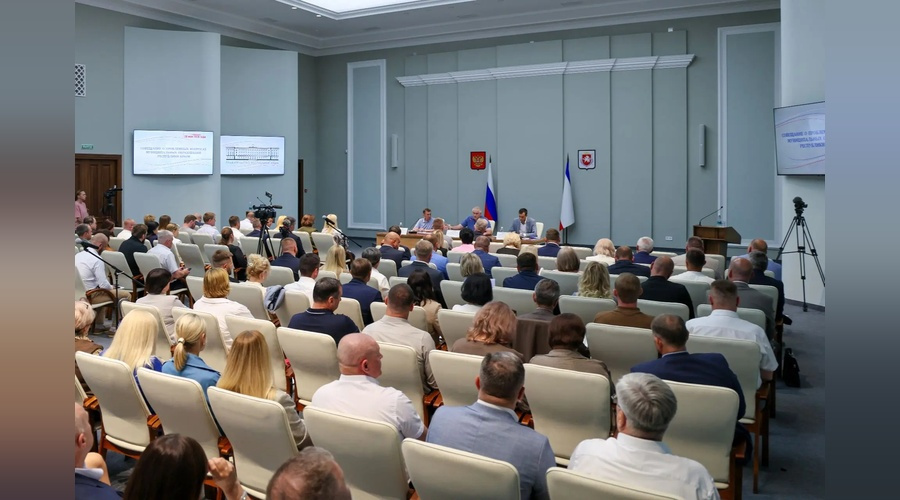 В Крыму объявили выговоры чиновникам 12 муниципалитетов за формальный подход к работе