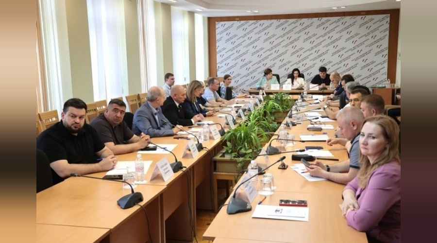 Депутаты Госсовета Крыма оценили ситуацию в реальном секторе экономики республики